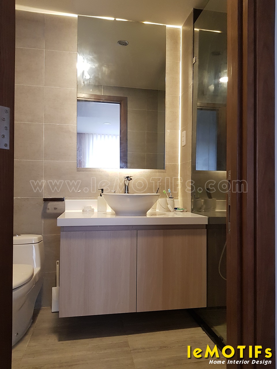 Thi-cong-phong-ve-sinh-can-ho-Orchard-Garden-TPHCM