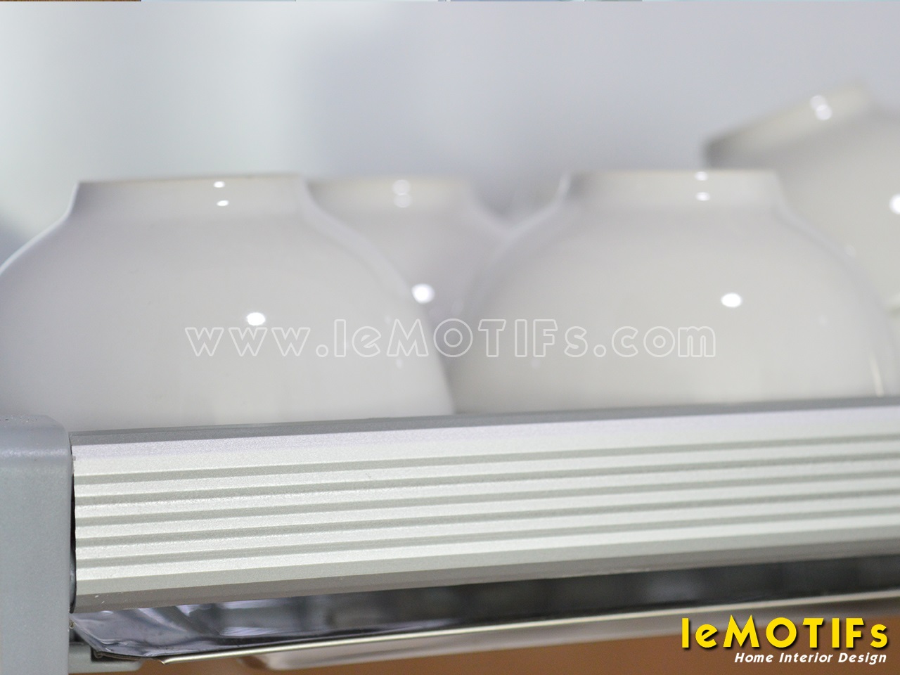 Thi-cong-tu-bep-Acrylic-nha-chi-Huong-Orchard-Garden-TPHCM