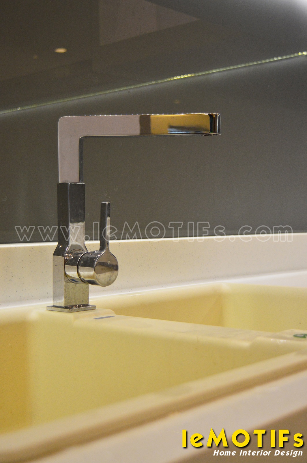 Hinh-anh-thuc-te-thi-cong-noi-that-nha-chi-Lua-quan-8-TPHCM